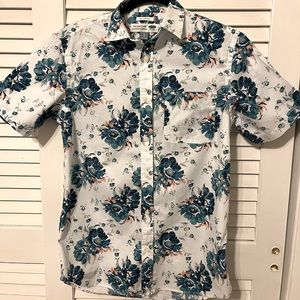 Old Navy Classic Shirt, Floral, Short Sleeve